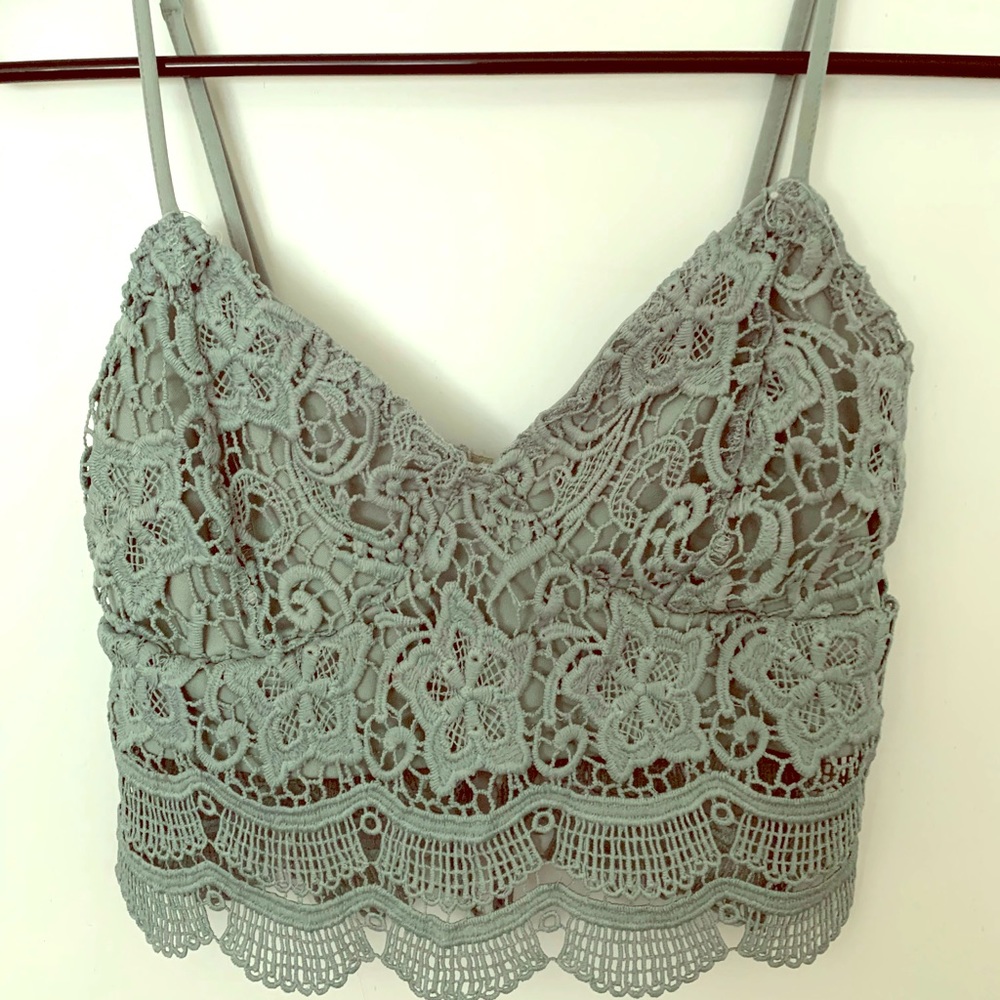 Kendall & Kylie crop top